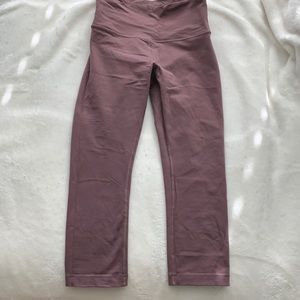LuluLemon Capri Leggings